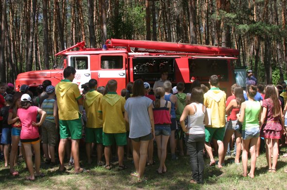 В рамках акции «Безопасный отдых» спасатели посетили лагерь «Орленок» (фото) (фото) - фото 2