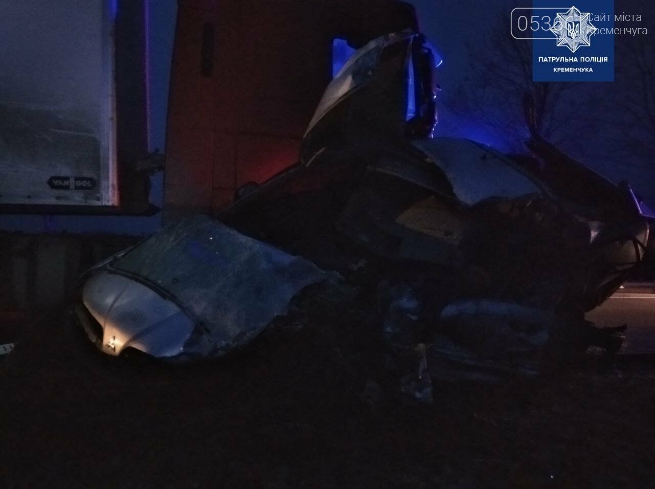 На дорозі "Полтава-Кременчук" смертельна аварія: зіткнулися три автівки, фото-2