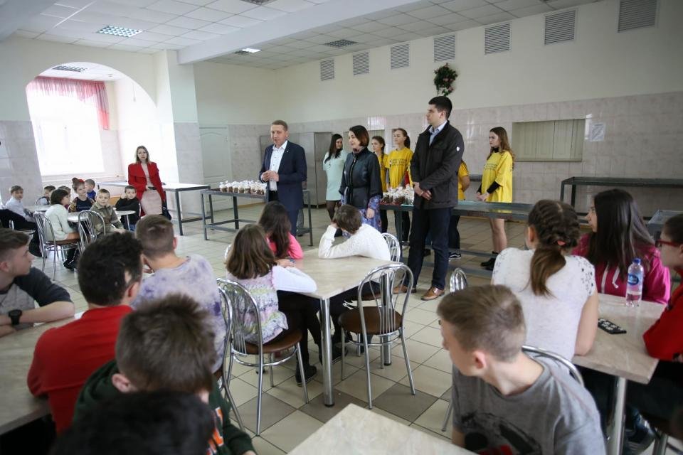 привітання дітей з Великоднем привітання дітей з Великоднем