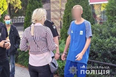 Грабіжника «по жінкам» арештували в Кременчуці