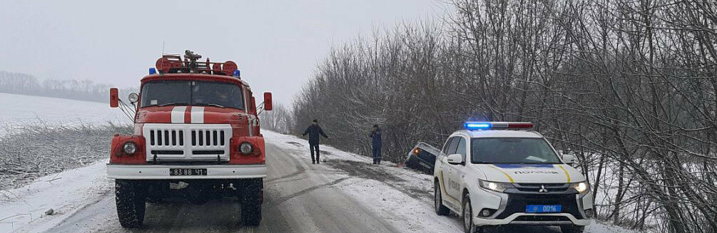 Водій на Полтавщині злетів у кювет
