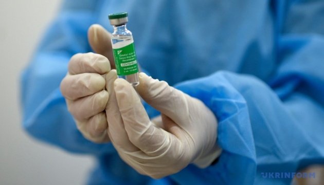 Наявність COVID-антитіл не рятує від повторного зараження