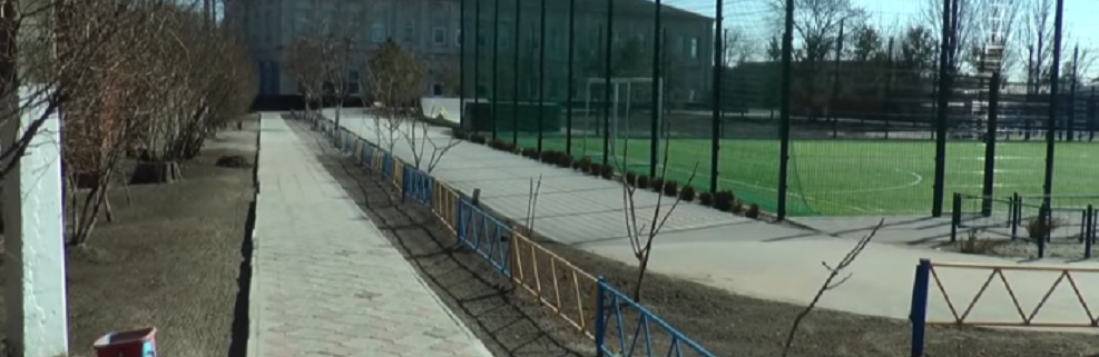 Загадкове самогубство успішного фізрука: на Харківщині чоловік накл... Загадкове самогубство успішного фізрука: на Харківщині чоловік наклав на себе руки в школі, Близнюк Анна