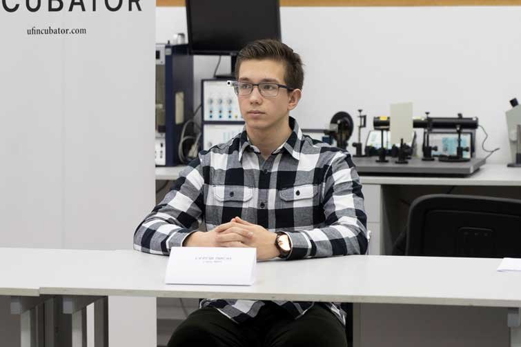 Окуляри, що рахують калорії: українець створив новий девайс