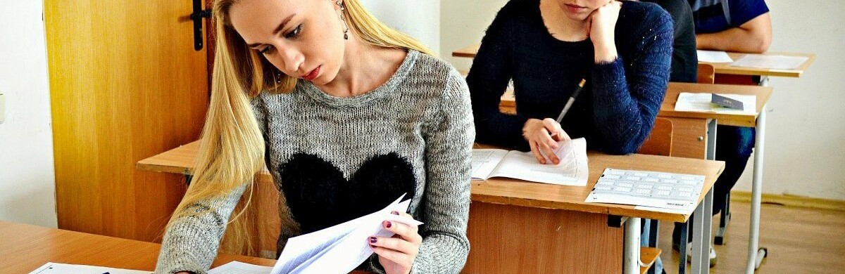 Кременчуцькі випускники звільняються від ДПА