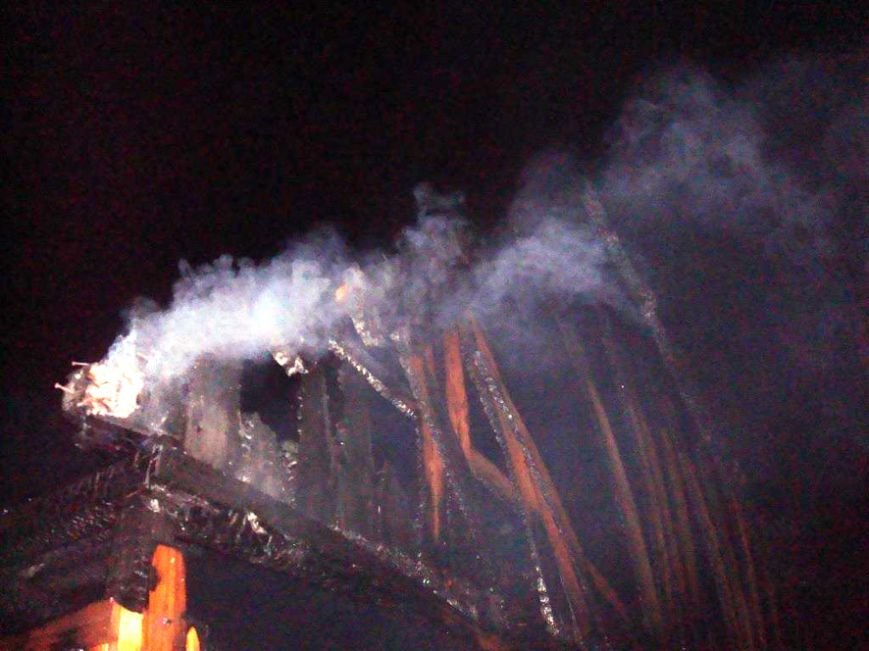 В Полтавской области сгорел выставочный зал (ФОТО) (фото) - фото 1